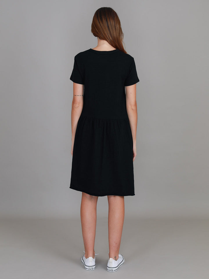 LENA® ELEGANT TIERED DRESS