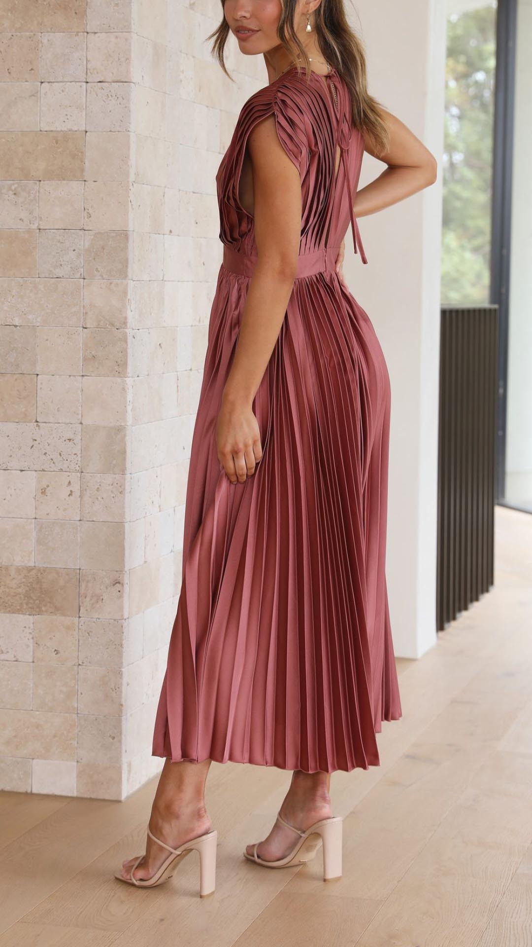 ALEXIS® ELEGANT PLEATED DRESS