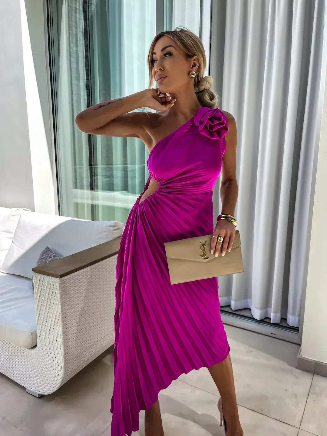 LIZBETH DRESS WITH ROMANTIC FLOWER