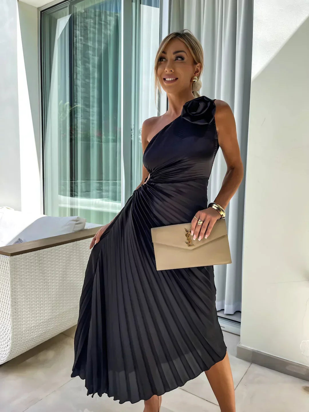 LIZBETH DRESS WITH ROMANTIC FLOWER
