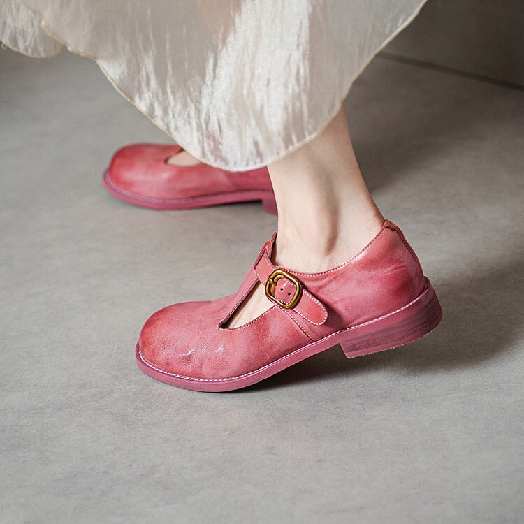 Mora | Elegant Mary Janes